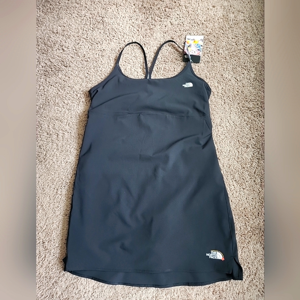 The North Face Black Athletic/Tennis/Golf/Hike Dress W Arque Sz Large NWT